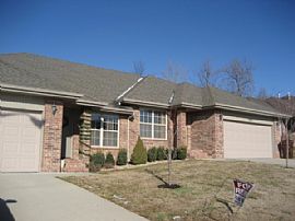 Immaculate 2 Bedroom Duplex Home with Fresh Paint  in Springfield, MO
