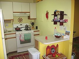 Excellent 2 Bedroom Condo in Tysons - Close to Major Roads in Mc Lean, VA (Photo 4 of 7)