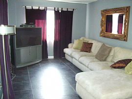 Immaculate 2 BR, 2.5 BA Townhouse an Entertainer's Delight in Westlake Village, CA (Photo 6 of 12)