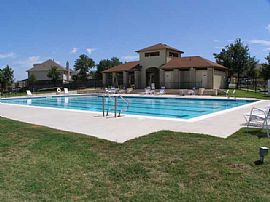 Spacious, New 4 BR, 3 BA House Built in 2006 - $1175 in Leander, TX (Photo 5 of 6)