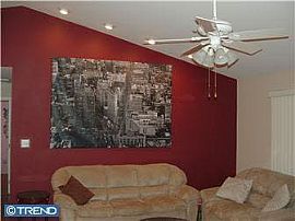 Quaint 2 Bedroom Upstairs Condo with Balcony Near Rowan in Mantua, NJ (Photo 2 of 4)