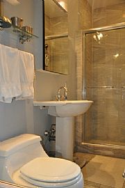 2 BR, 2 BA Condo - Next to Public Garden in Back Bay in Boston, MA (Photo 6 of 11)