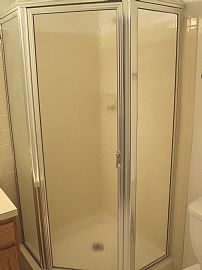 Nice 2 BR, 2 BA Condo with Brand New Carpets in Alexandria, VA (Photo 7 of 9)