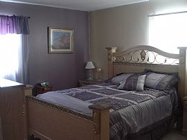 Quiet 3 BR, 1 BA Home in  West Joliet in Joliet, IL (Photo 5 of 8)