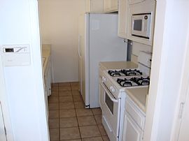 Open and Bright 3 BR, 2 BA Condo - Walk to The Blvd. in Sherman Oaks, CA (Photo 4 of 4)