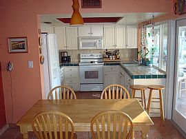 4 Bedroom Scottsdale Home Close to Fashion Sq, ASU and Freeways  in Scottsdale, AZ (Photo 5 of 12)