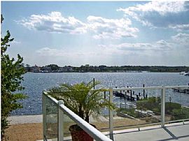 Furnished 4 Bedroom Waterfront Colonial Home with a View  in Toms River, NJ (Photo 3 of 4)