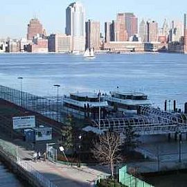 Spacious 1 Bedroom Apartment - Minutes From NYC in Jersey City, NJ (Photo 5 of 6)