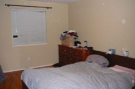 Nice 3 BR, 1 BA Rambler with Hardwood Floors in West Hill Auburn in Auburn, WA (Photo 5 of 10)