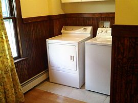 Excellent 1 Bedroom Apartment Available with Fireplace in Clinton, NJ (Photo 5 of 5)