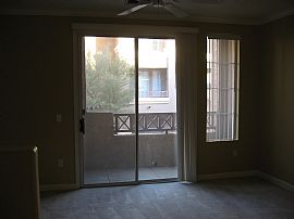 Cozy 1 Bedroom Condo with Attached Garage in Paradise Valley in Phoenix, AZ (Photo 12 of 12)