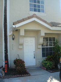 Updated 2 Bedroom Lakefront Townhome in Gated Community in Pembroke Pines, FL