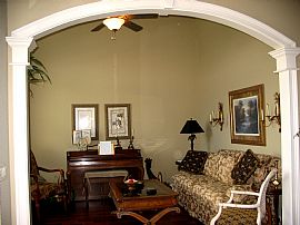 Custom 4 Bedroom Executive Home with Many Upgrades in Savannah, GA (Photo 5 of 12)