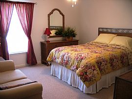 Cozy 4 Bedroom Townhome in Henderson with Great Views!! in Savannah, GA (Photo 11 of 11)