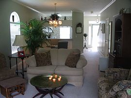 Cozy 4 Bedroom Townhome in Henderson with Great Views!! in Savannah, GA (Photo 9 of 11)