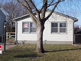 Completely Remodeled 4 Br, 2 Ba Home with Full Finished Basement in Round Lake Beach, IL