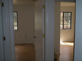 Clean 2 BR, 1 BA Home in Quiet Neighborhood in Umatilla, FL (Photo 5 of 5)