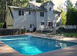 Nice 3 BR, 2.5 BA House with Bonus Room  - Pool - 2.9 Acres in Bahama, NC (Photo 3 of 6)