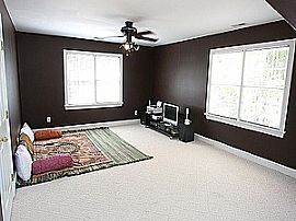 Nice 3 BR, 2.5 BA House with Bonus Room  - Pool - 2.9 Acres in Bahama, NC (Photo 4 of 6)