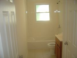 Great 4 BR, 2 BA Family Home on Large Lot in Cul De Sac in Shorewood, IL (Photo 7 of 11)