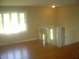 Great 4 BR, 2 BA Family Home on Large Lot in Cul De Sac in Shorewood, IL (Photo 8 of 11)