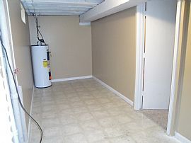 Very Nice 4 Bedroom Home - Only 3 Miles From Fort Knox in Radcliff, KY (Photo 11 of 12)