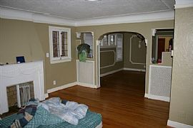 Lovely 2 Bedroom Home Near Grosse Pointe in Detroit, MI (Photo 1 of 4)