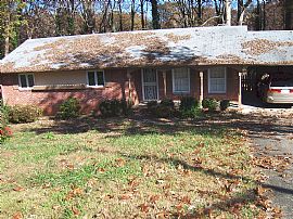 Very Nice 3 BR, 1.5 BA Home with Hardwood floors - $899.99 in Stone Mountain, GA