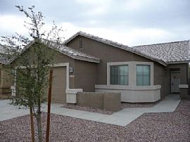 Cute 3 BR, 2 BA Home Plus 4th Bedroom Converted to Den  in Phoenix, AZ