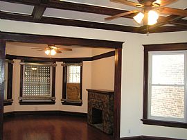 Move in Special $200 Off First Months Rent in Chicago, IL (Photo 3 of 3)