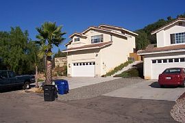 Lovely 3 BR, 2.5 BA Home Offered by Rancho Mesa Properties in Spring Valley, CA (Photo 6 of 10)