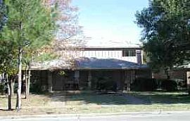 Excellent 3 Bedroom Duplex in Irving, TX