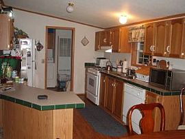 Furnished 1 Bedroom Home with Private Bathroom in Maryland, NY (Photo 3 of 5)