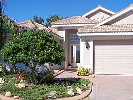 Luxury 2 Bedroom Home - Fully Furnished with Amenities in Venice, FL (Photo 2 of 2)
