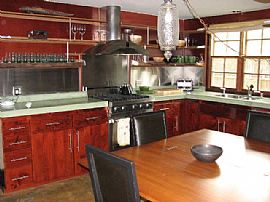 Beautiful 3 Br, 3 Ba Luxury Home at Your Door!  Near Beach! in Encinitas, CA (Photo 5 of 9)