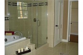 Beautiful, Remodeled 5 Bedroom Home with Hardwood Floors in San Marino, CA (Photo 5 of 10)