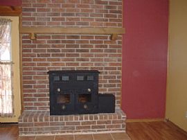 Newly Remodeled 3 BR, 2 BA Home with Spacious Living Area in Springfield, MO (Photo 3 of 12)