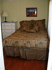 Remodeled 1 Bedroom Lakefront Cabin - $550 a Week in National City, MI (Photo 7 of 12)