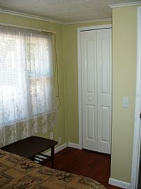 Remodeled 1 Bedroom Lakefront Cabin - $550 a Week in National City, MI (Photo 8 of 12)