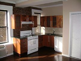 Elegant 2 Bedroom Apartments in Historic Brownstone in Jersey City, NJ (Photo 7 of 12)