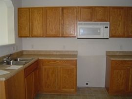 Immaculate 3 BR, 2.5 BA Home in Stone Oak Area - $1295 in San Antonio, TX (Photo 4 of 7)