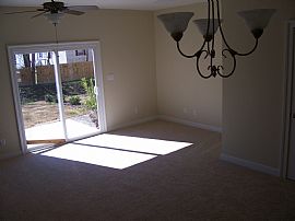 Contemporary 2 Bedroom  Townhouse with Garage in Elizabeth City, NC (Photo 4 of 4)