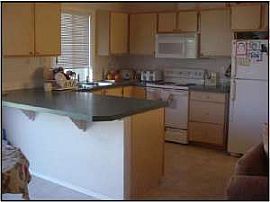 Private 2 Bedroom Townhouse - Pets Allowed in Nampa, ID (Photo 4 of 5)