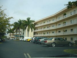 Furnished 2 Br, 2 Ba in  Gated Community in Fort Myers, FL (Photo 3 of 12)