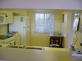 Furnished 2 Br, 2 Ba in  Gated Community in Fort Myers, FL (Photo 7 of 12)