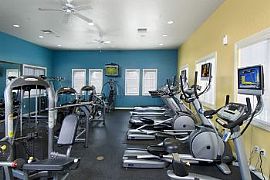 Great Location Next to Vista a and B Lines in Simi Valley, CA (Photo 5 of 5)