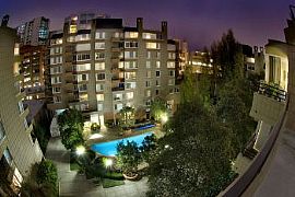 Pet-Friendly! Laundry Facility! Heated Pool! in San Francisco, CA (Photo 4 of 5)