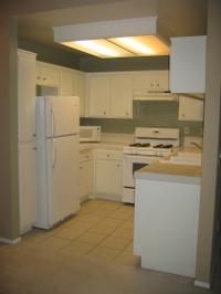 Renovated and Quiet 3 Bedroom Townhome with Garage in Pacoima, CA (Photo 5 of 10)