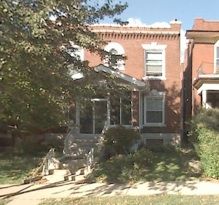 Beautiful 2 Bedroom Apartment in Duplex in South Grand in Saint Louis, MO