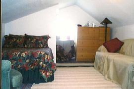 Spectacular, Updated 4 BR, 2 BA Home - Available March 1  in Cleveland, OH (Photo 10 of 12)